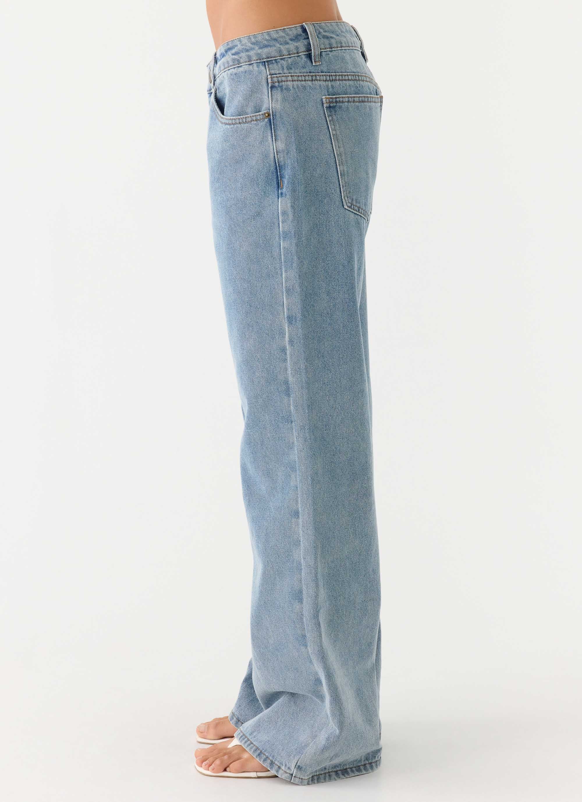 Aesha Low Rise Denim Jeans - Light Denim